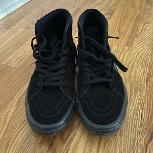 All black Vans Hightops w/POP CUSH- SKATEBOARDING SKATE SK8-HI. Great condition